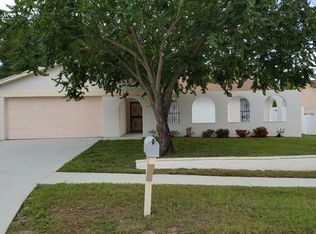609 Stone Dr, Brandon, FL 33510