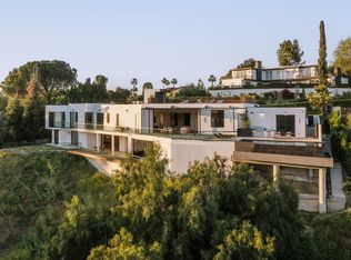15834 High Knoll Rd, Encino, CA 91436
