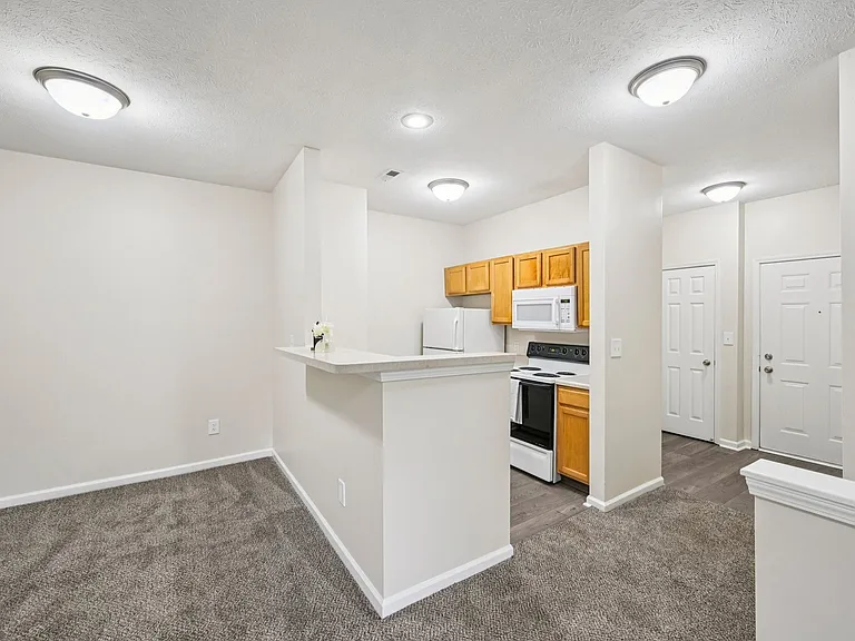 Bayberry Place Apartments — Photo 44