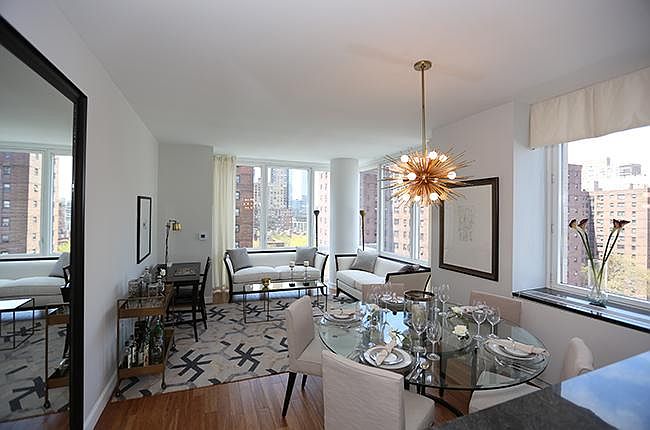 1st image of 160 W 62nd St APT 6G