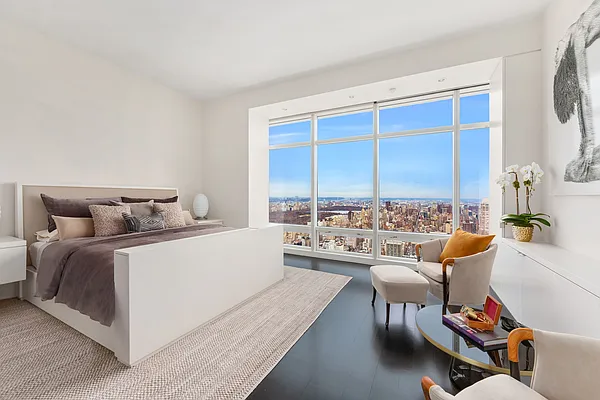 Sold by Douglas Elliman | media 21