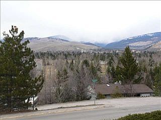4th image of 110 Whitaker Dr
