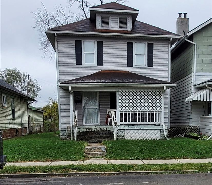 1st image of 650 Clegg St