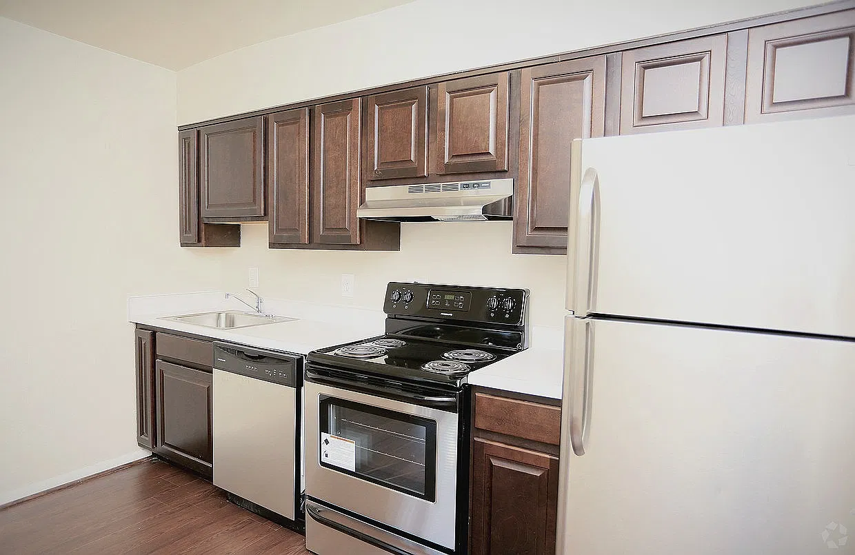 Mount Vernon Apartments — Photo 1