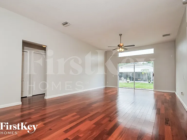 10452 Hunters Haven Blvd — Photo 6