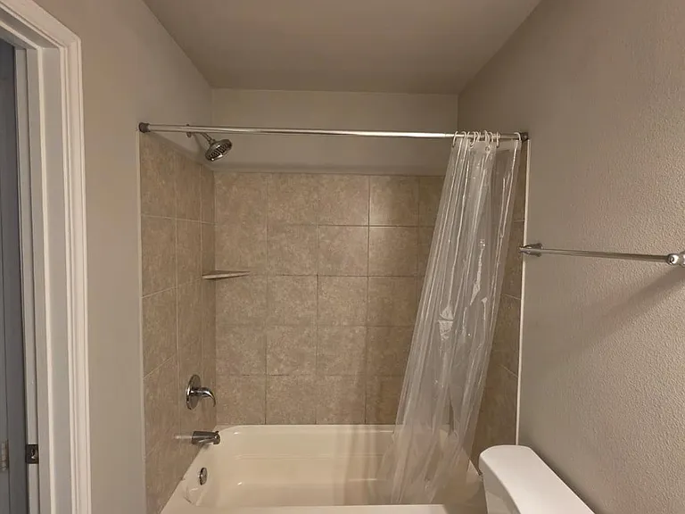 1403 W Virginia St — Photo 15