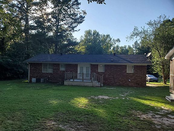 4th image of 256 Crest Dr