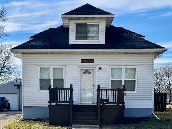 718 Park Ave, Chariton, IA 50049