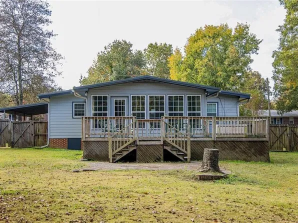 17 Glen View Dr NE, Rome, GA 30165