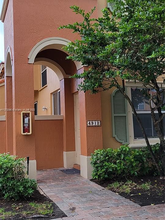1st image of 4912 Spinnaker Dr #5001