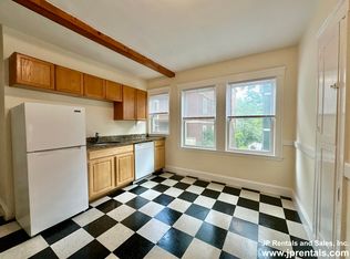 7 Segel St APT 2, Jamaica Plain, MA 02130