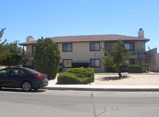 16585 Green Tree Blvd, Victorville, CA 92395