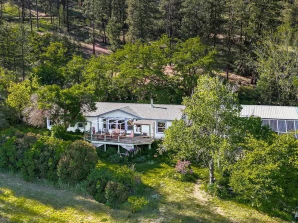 32965 Hawk Creek Ranch Rd N, Davenport, WA 99122