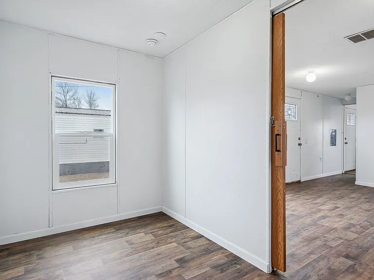 111 S Cedar Dr #3 — Photo 2
