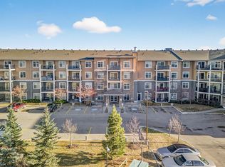 6070 Schonsee Way NW #402, Edmonton, AB T5Z0G8
