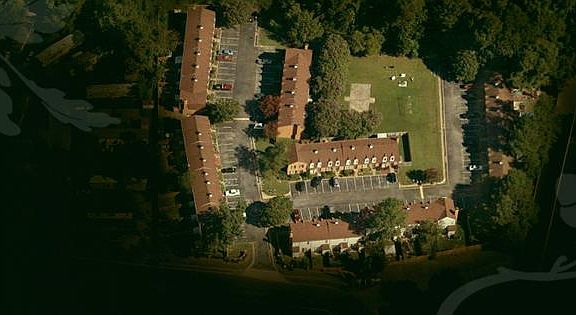 2nd image of 401 Julie Dr