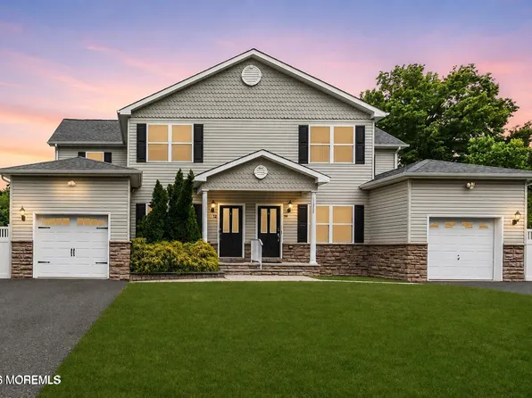 12 Sanford Street, Manalapan, NJ 07726