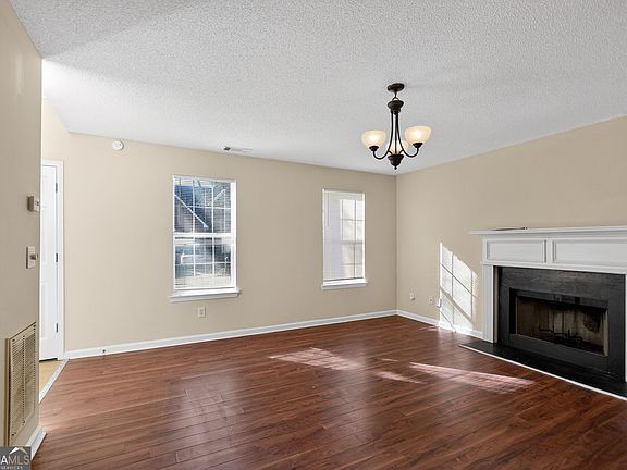 5th image of 4520 Idlewood Park