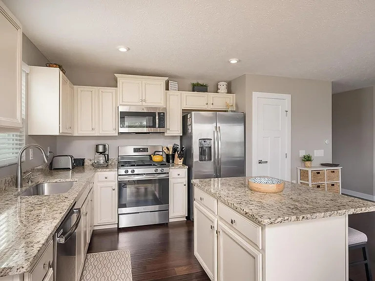 55 Isaac Ln — Photo 10