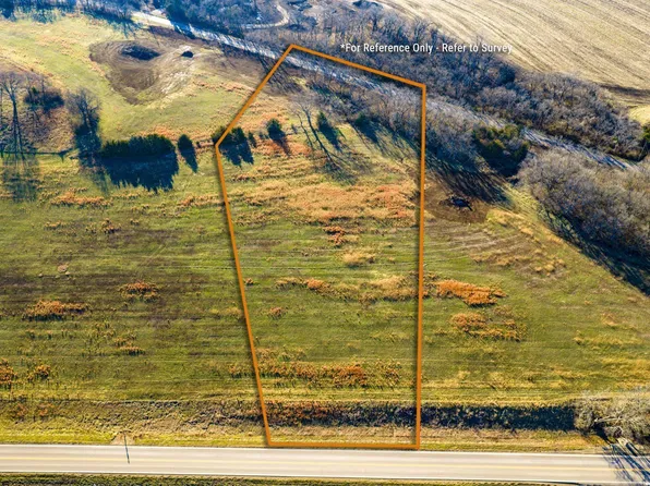 1040 SE Stanley Rd, Tecumseh, KS 66542