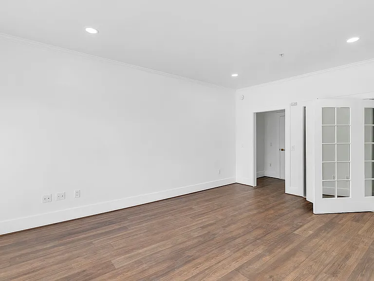 The Harlan Residences — Photo 70