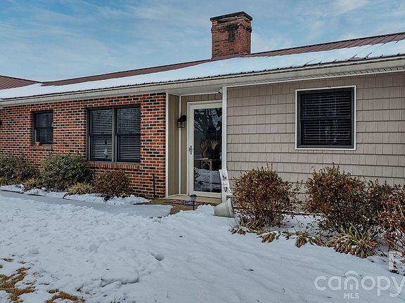 5th image of 1621 Dakota Dr