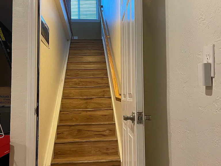 832 Kingfisher Ter — Photo 14