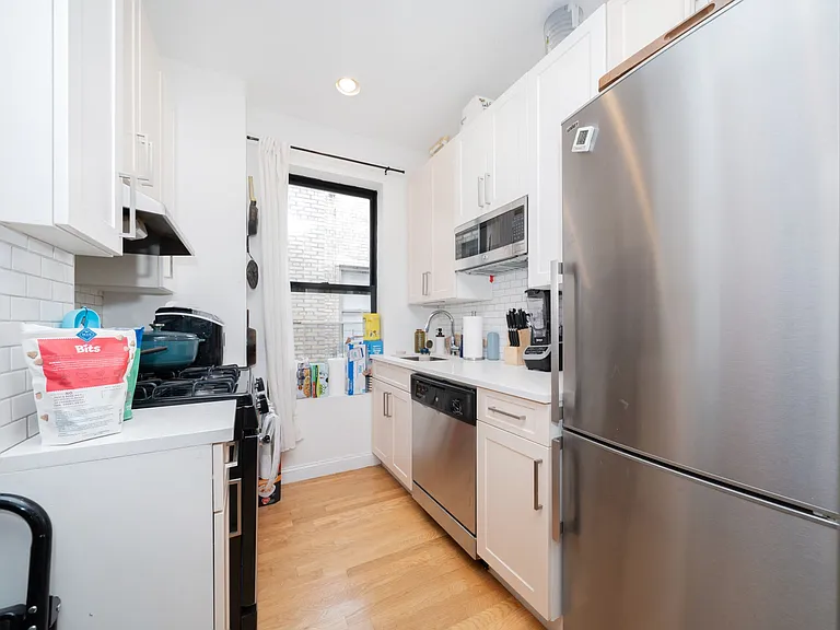 659 W 162nd St #64 — Photo 6