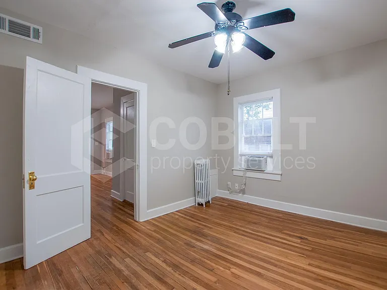 674 Somerset Ter NE #7 — Photo 11
