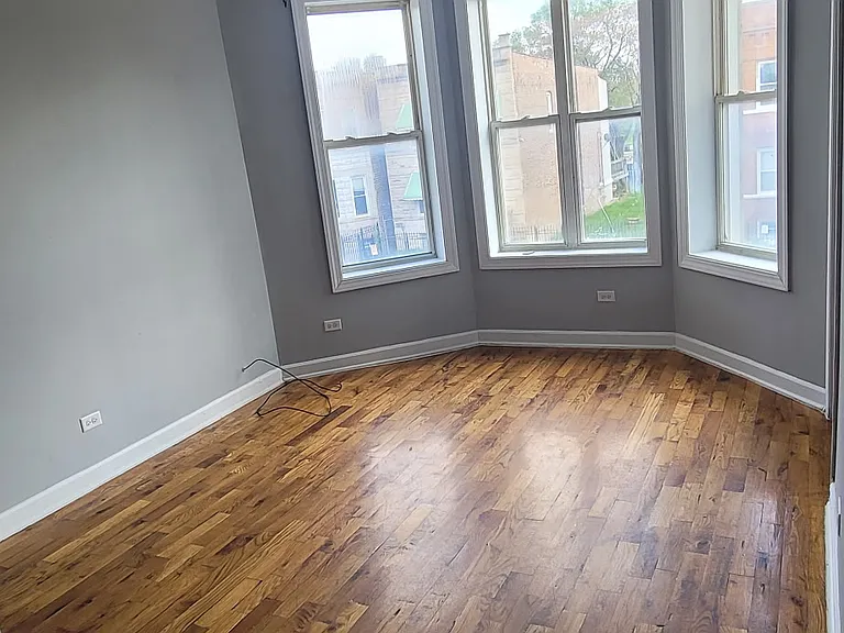 4428 W Congress Pkwy #2 — Photo 12