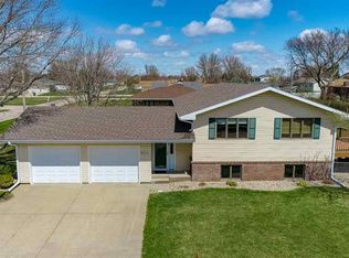 622 S 3rd St, Columbus, NE 68601