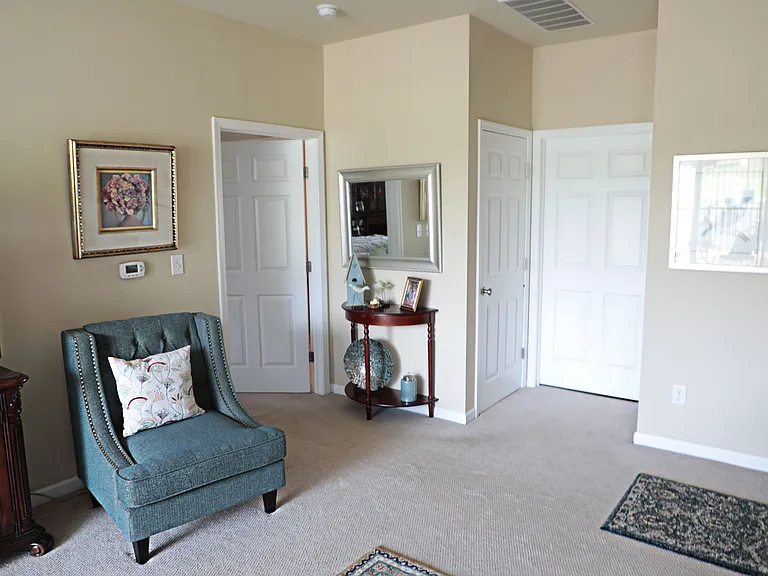 Stonegate Apartments — Photo 18
