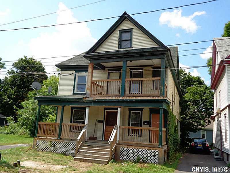 1st image of 102 Dougall Ave
