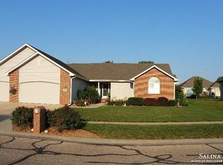 502 S Estates Dr, Salina, KS 67401