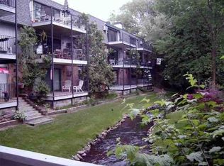 605 3rd St APT 10, Traverse City, MI 49684