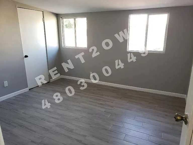 3324 W Krall St — Photo 12