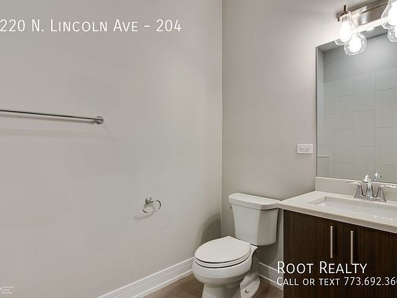 4th image of 3220 N Lincoln Ave #204
