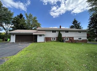 8315 Halverson Rd, Waterford, WI 53185