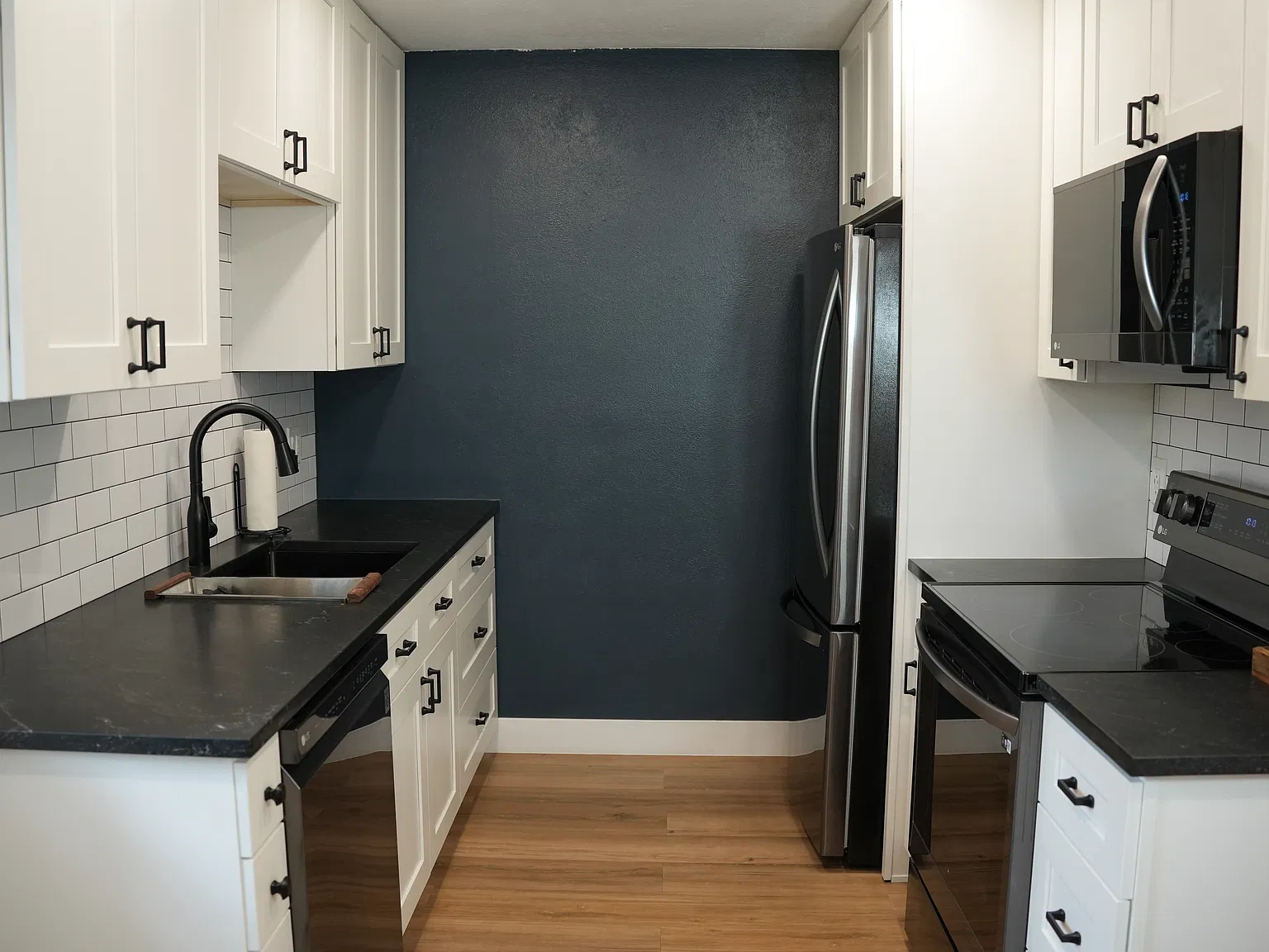 1531 S Owens St — Photo 2