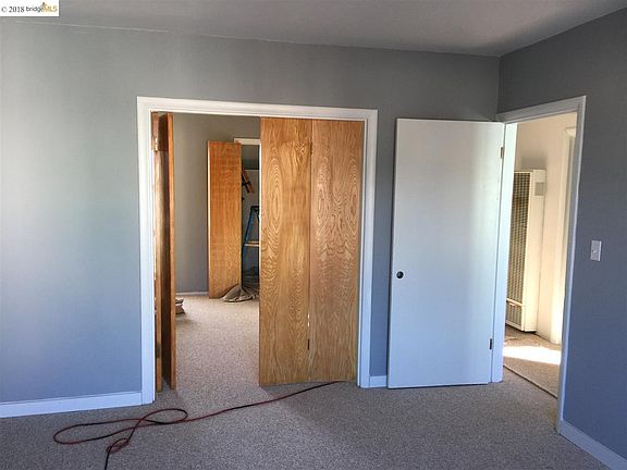 5th image of 2826 Havenscourt Blvd