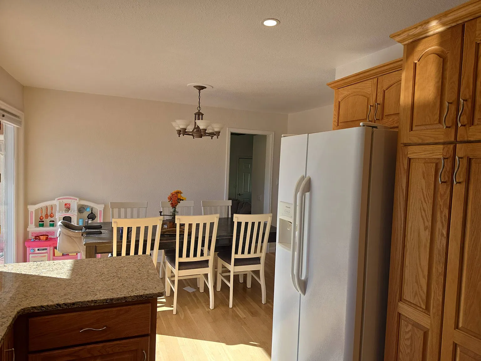 124 East Circle Drive - 1 — Photo 3