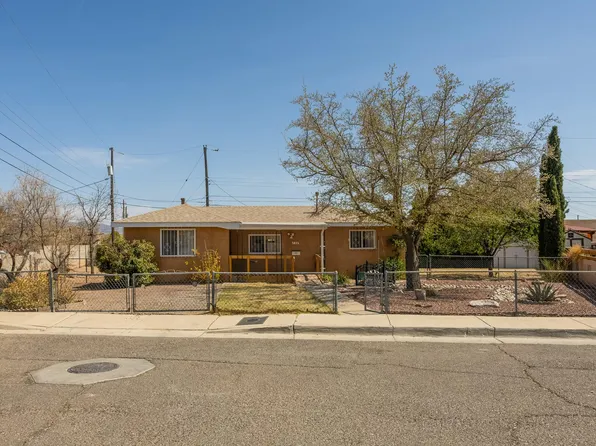720 Cordova Pl NW, Albuquerque, NM 87107