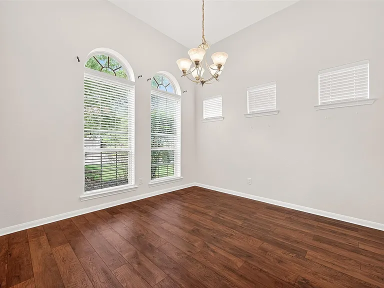 17415 Sandalisle Ln — Photo 8