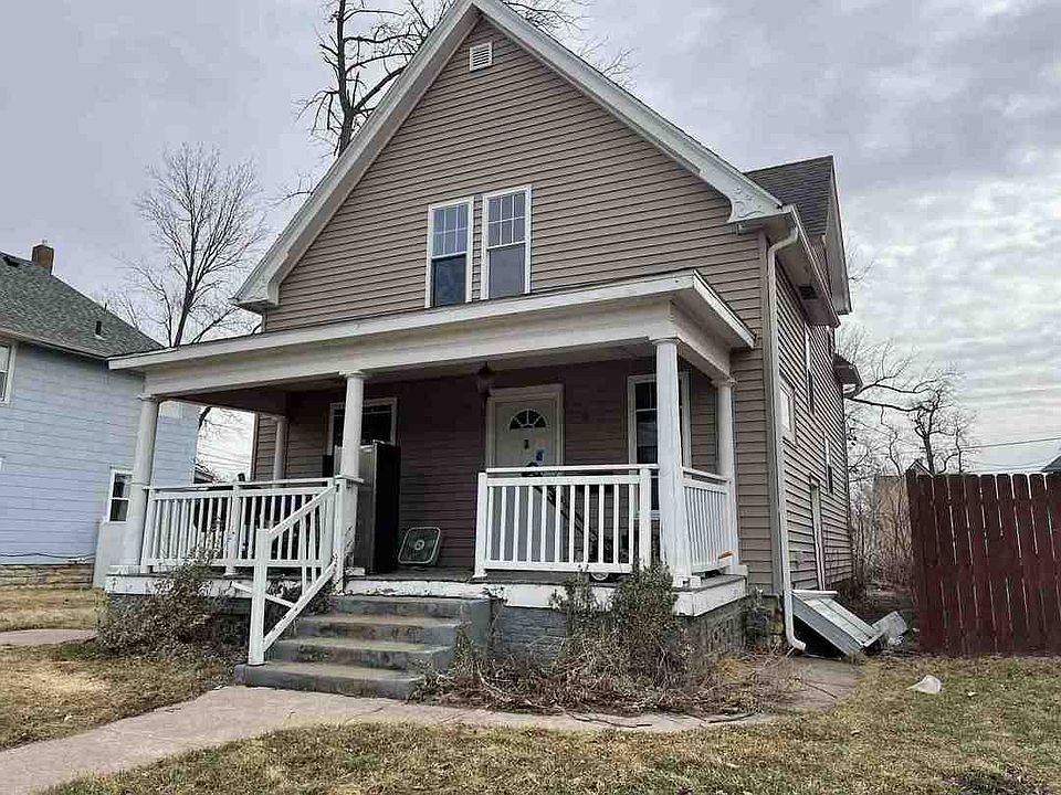 1st image of 1625 E Ave Ne
