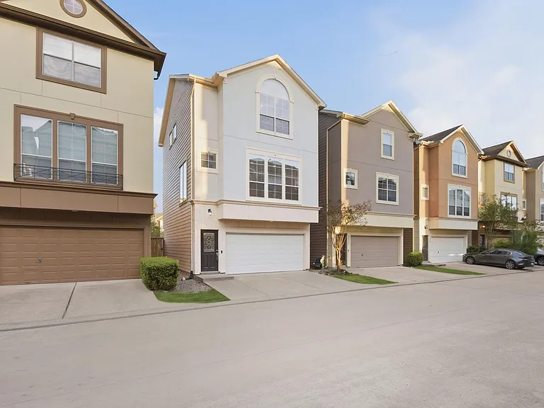 3209 Clearview Cir — Photo 3