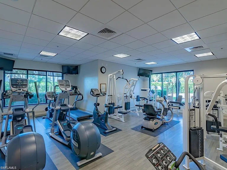 4551 Gulf Shore Blvd N #306 — Photo 49