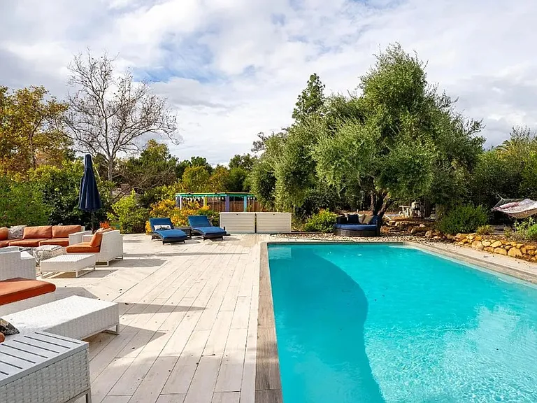 820 Foothill Ln — Photo 28
