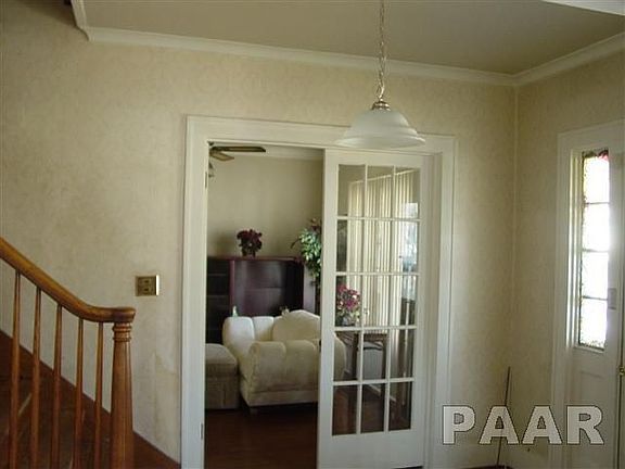 4th image of 1224 W Nowland Ave