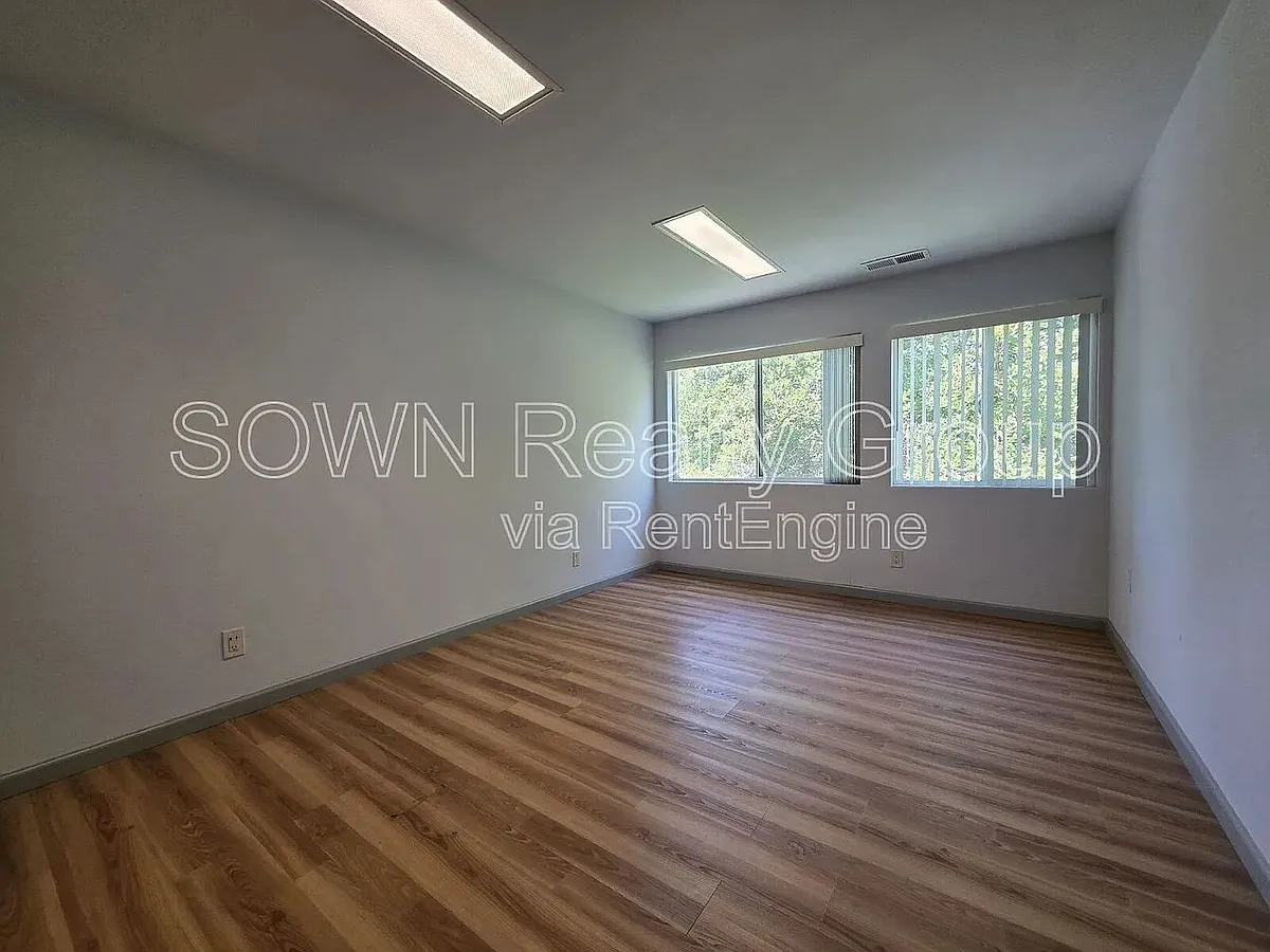 Building Photo - 412 E William St #6