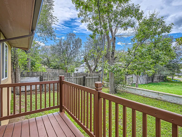 613 E Rio Grande St — Photo 23